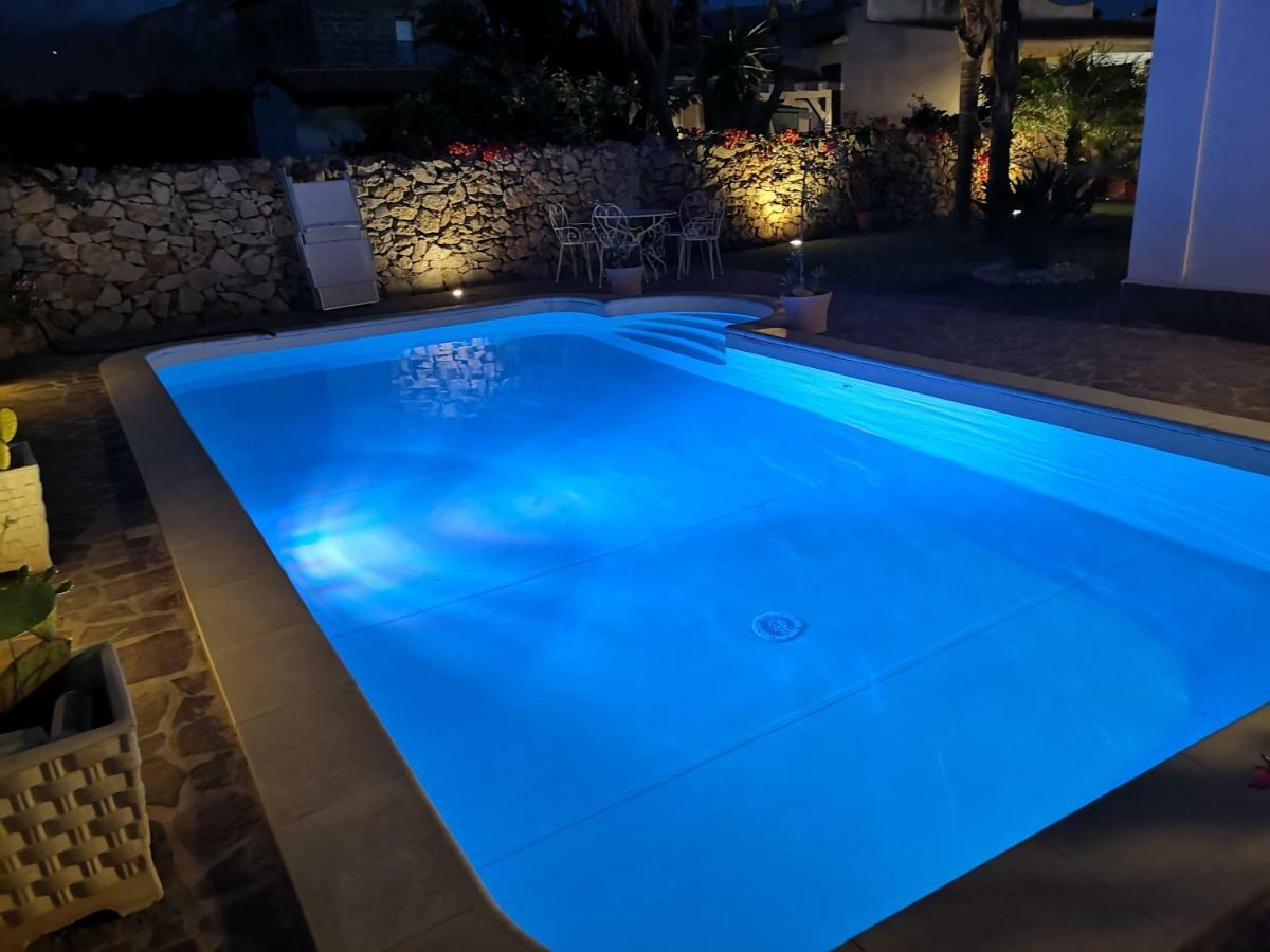 Villa Manzella Piscina Privata Чинізі Екстер'єр фото